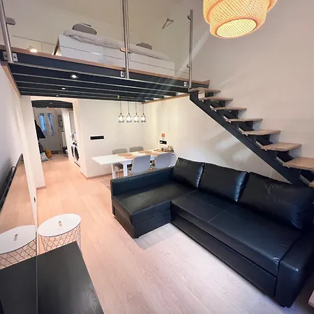 Digital - Modern New Renovated Peaceful & Close To Center *