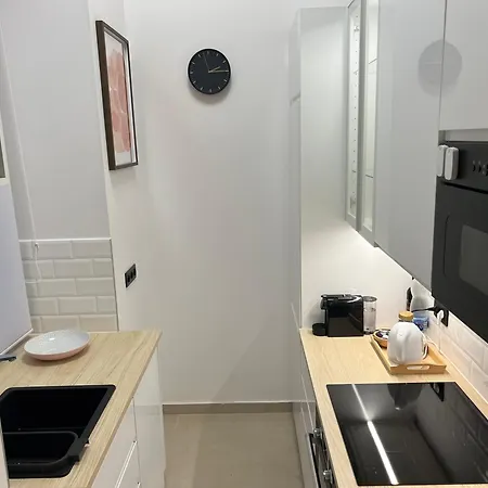 Digital - Modern New Renovated Peaceful & Close To Center