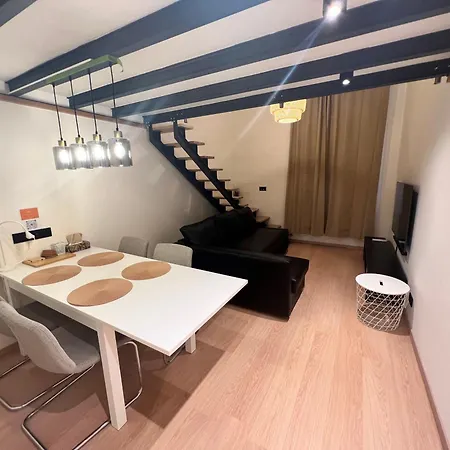 Lägenhet Digital - Modern New Renovated Peaceful & Close To Center Budapest