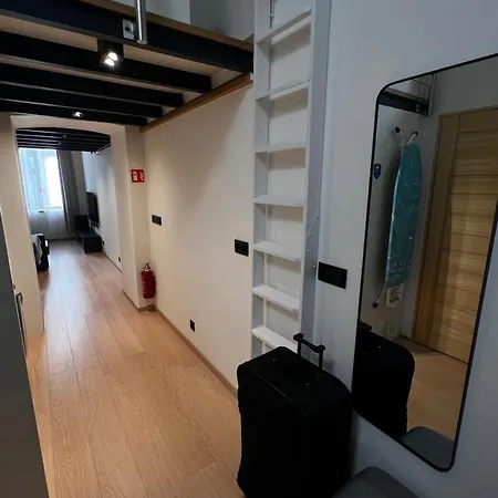 Apartmán Digital - Modern New Renovated Peaceful & Close To Center