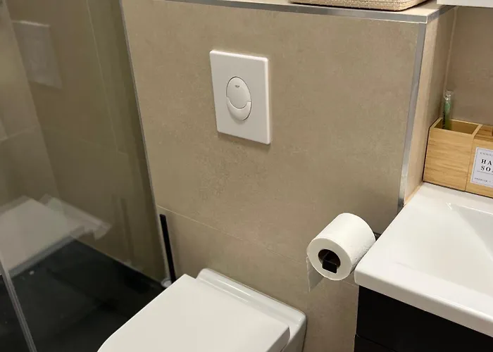 Digital - Modern New Renovated Peaceful & Close To Center Budapest