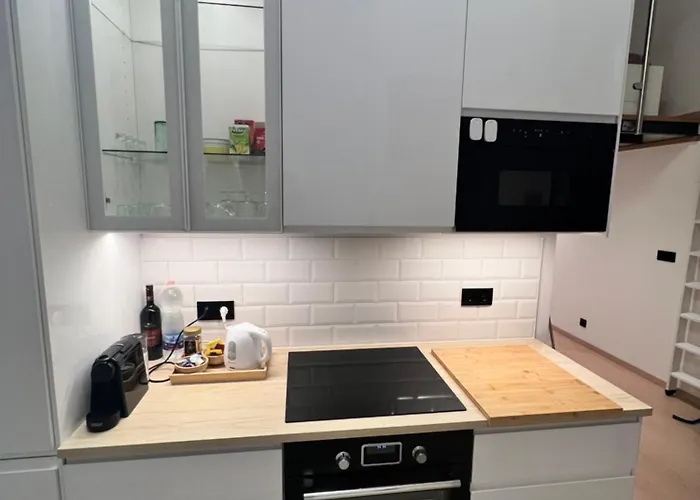 Digital - Modern New Renovated Peaceful & Close To Center בודפשט